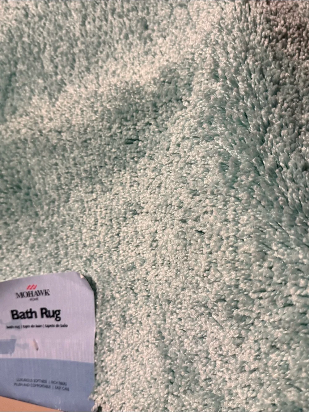 New - Bath mat Seafoam Green Mohawk brand - 23”x59”